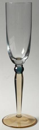 UNK9154 Fluted Champagne