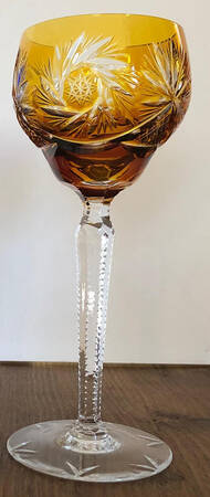 UNK8816 Amber Hock Wine