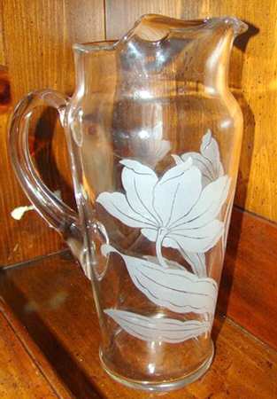UNK9237 Pitcher