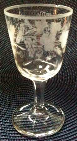 UNK9417 Cordial Glass
