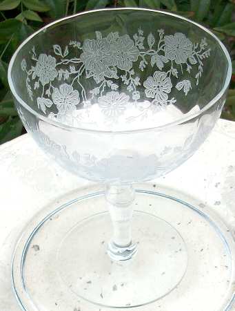 UNK2629 Clear Champagne/Tall Sherbet