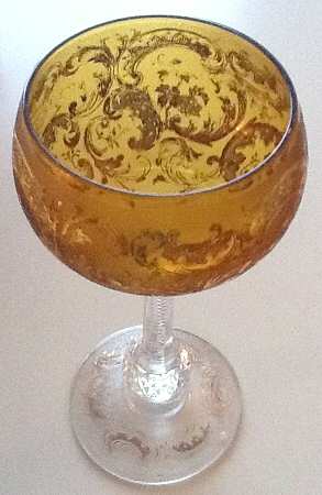 UNK9695 Amber Wine