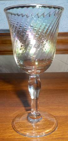 UNK9827 Wine Glass