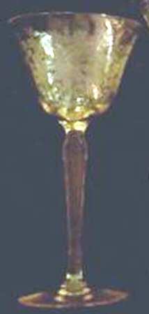 UNK3945 Yellow Liquor Cocktail