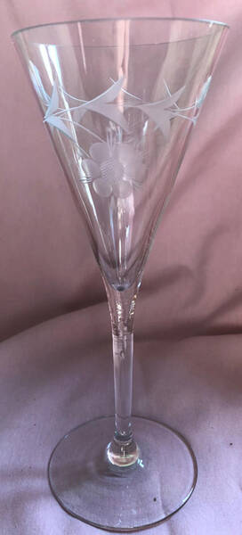 UNK10317 Fluted Champagne