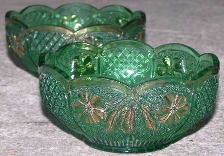Double Dahlia with Lens Green (Emerald) Small Fruit Dessert Bowl