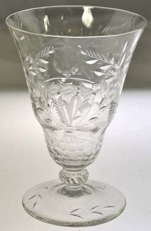UNK14258 Footed Tumbler
