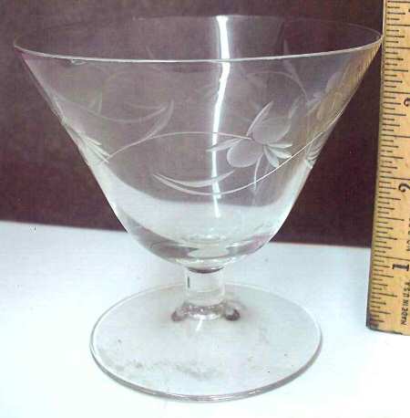UNK11686 Wine Glass