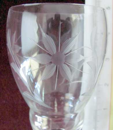 UNK11802 Footed Tumbler