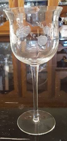 UNK12272 Wine Glass