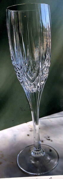 UNK12588 Fluted Champagne