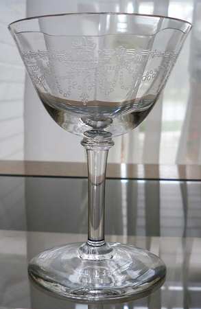 UNK112313 Champagne/Tall Sherbet