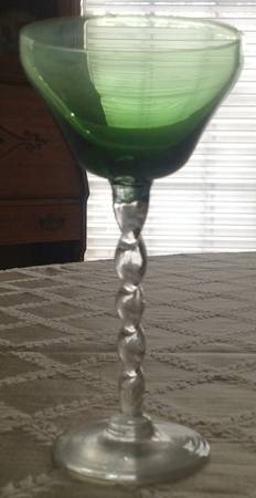 UNK13043 Green Liquor Cocktail