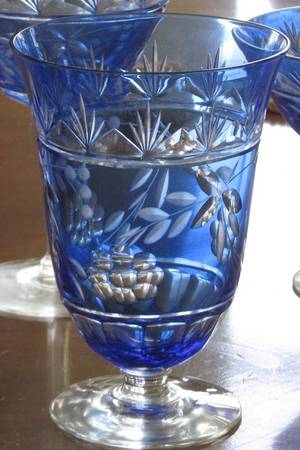 UNK13092 Footed Tumbler