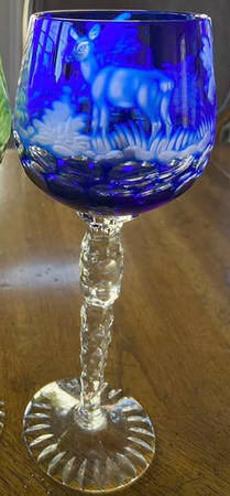 UNK13203 Blue Hock Wine