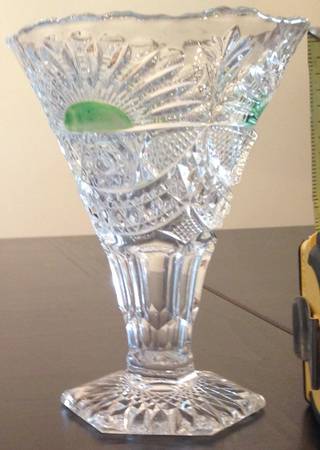 Rising Sun Green Flash Bud Vase