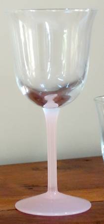 UNK132300 Wine Glass
