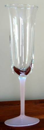 UNK132300 Fluted Champagne