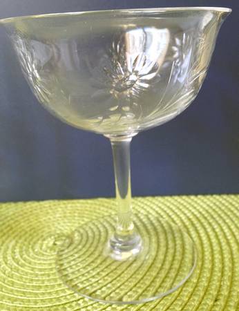 UNK13890 Champagne/Tall Sherbet
