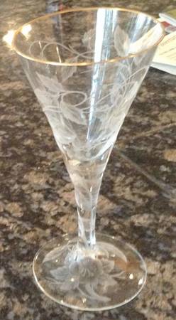 UNK14132 Cordial Glass
