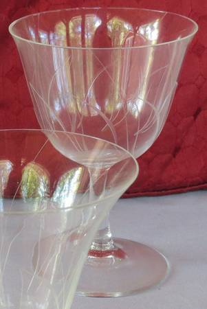 UNK14250 Wine Glass