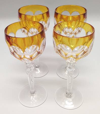 UNK14353 Amber Hock Wine