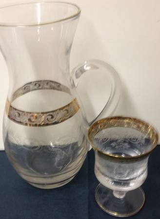 UNK112321 Pitcher