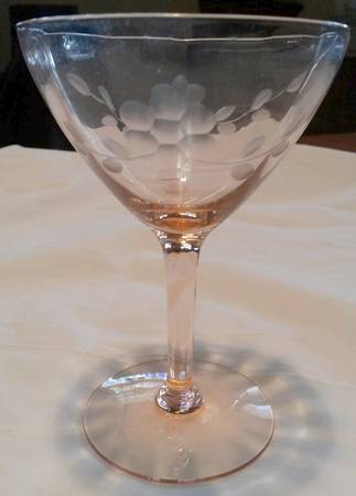 UNK14864 Champagne/Tall Sherbet