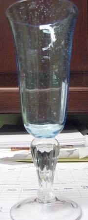 UNK4419 Aqua Fluted Champagne