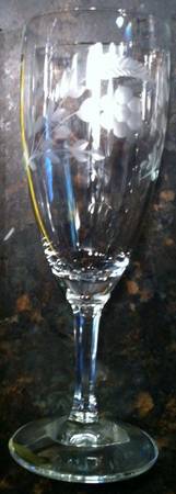 15091 Fluted Champagne