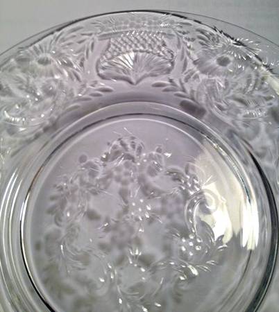 UNK17890 Luncheon Plate
