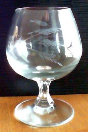 UNK15199 Brandy Glass