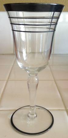 UNK17919 Wine Glass