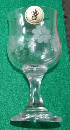 UNK17982 Wine Glass