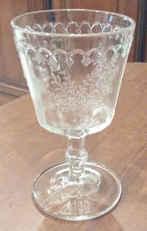 Panelled Sage Brush Water Goblet