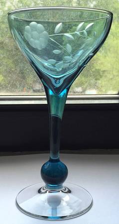 UNK15431 Blue Champagne/Tall Sherbet