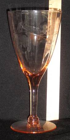 UNK17006 Wine Glass