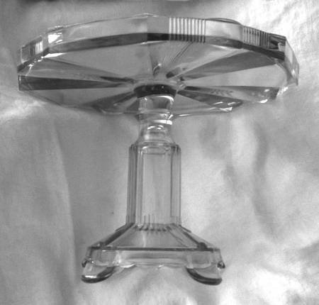 Clear Ribbon Round Cake Stand