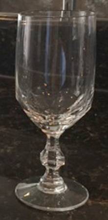 UNK15715 Claret Wine