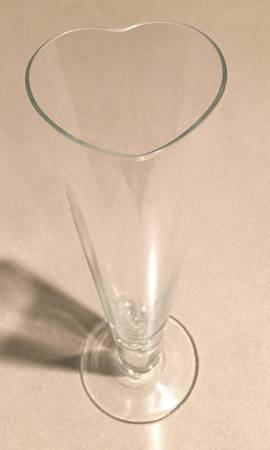 UNK18093 Fluted Champagne
