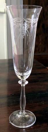 UNK16939 Fluted Champagne