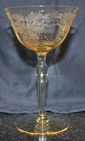 UNK353 Amber Champagne/Tall Sherbet