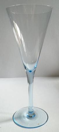 UNK16108 Fluted Champagne