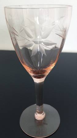 UNK18140 Wine Glass