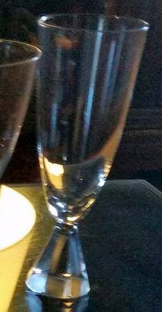 UNK18160 Fluted Champagne