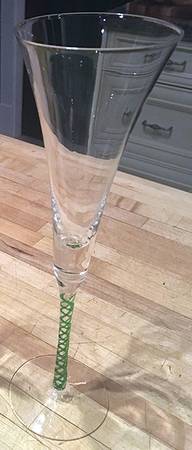 UNK18173 Fluted Champagne