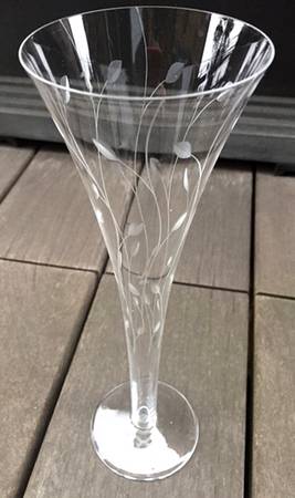 UNK19084 Fluted Champagne