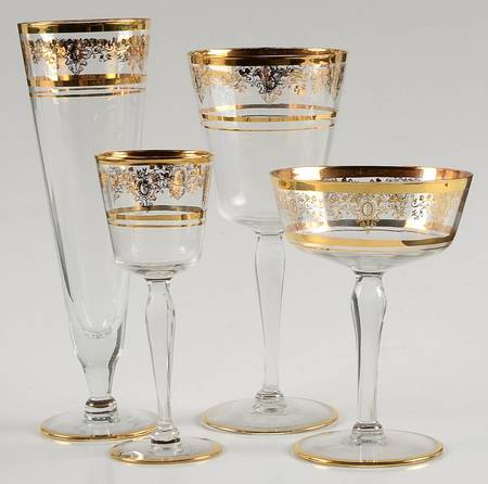 UNK16208 32 Piece Estate Set