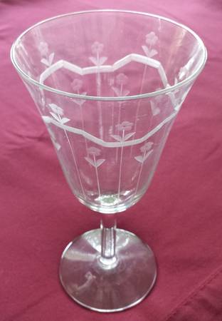 UNK16220 Water Goblet