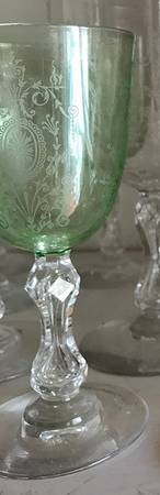 UNK16639 Green Wine